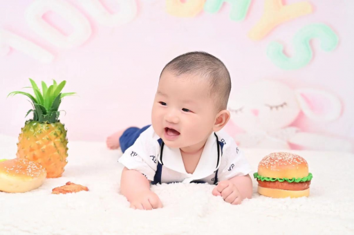 金湖两岁宝宝晚上哭